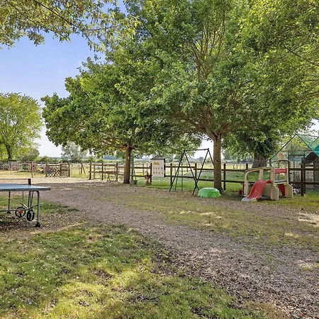 Holiday home La Ferme Du Bellay - Cote Jardin